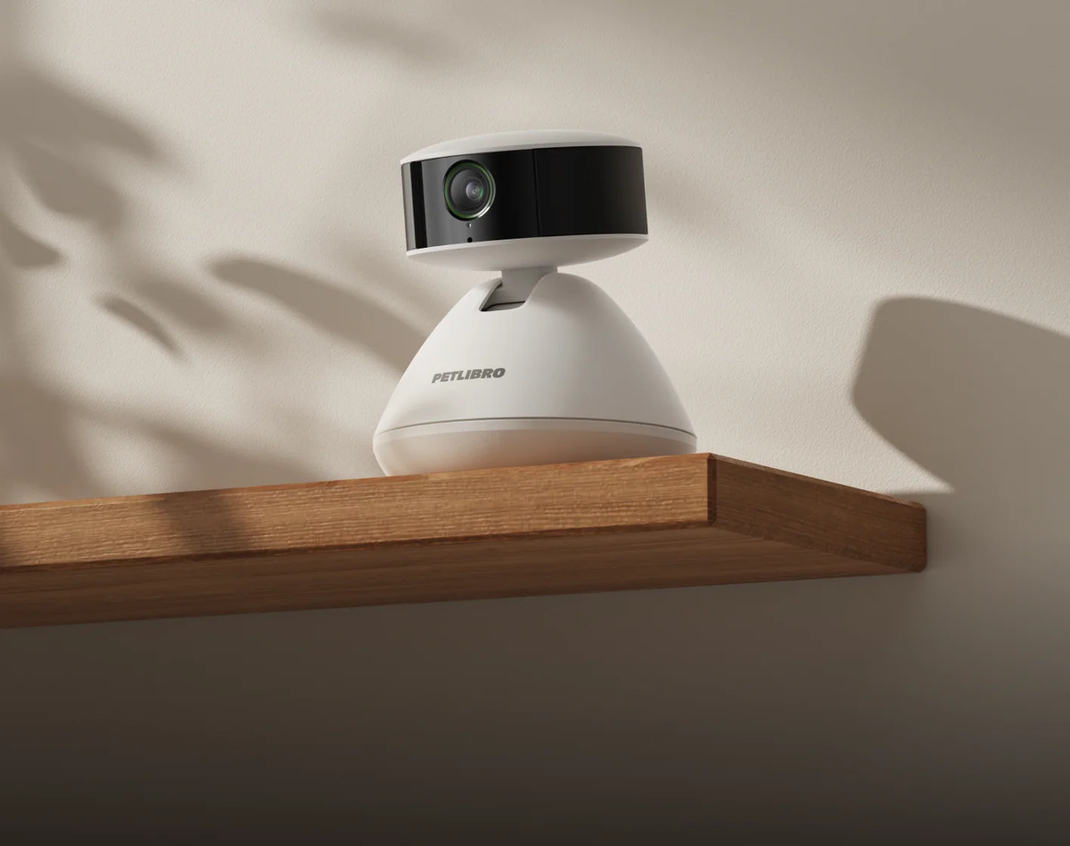 PET CAMERA